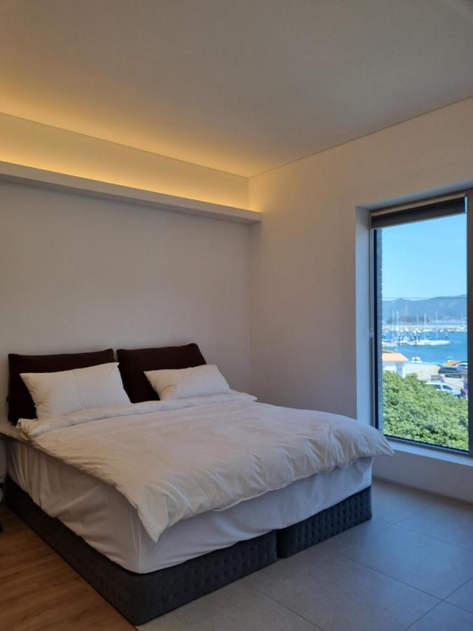 Laon On 37 Bed and Breakfast Tongyeong Exteriör bild